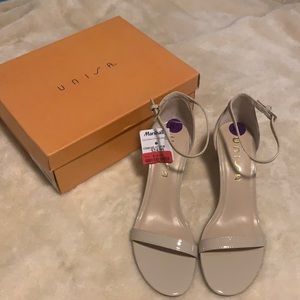 Brand new light natural sandals